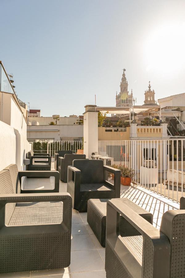 Green-Apartments Mansion Blue Catedral Sevilla Eksteriør billede